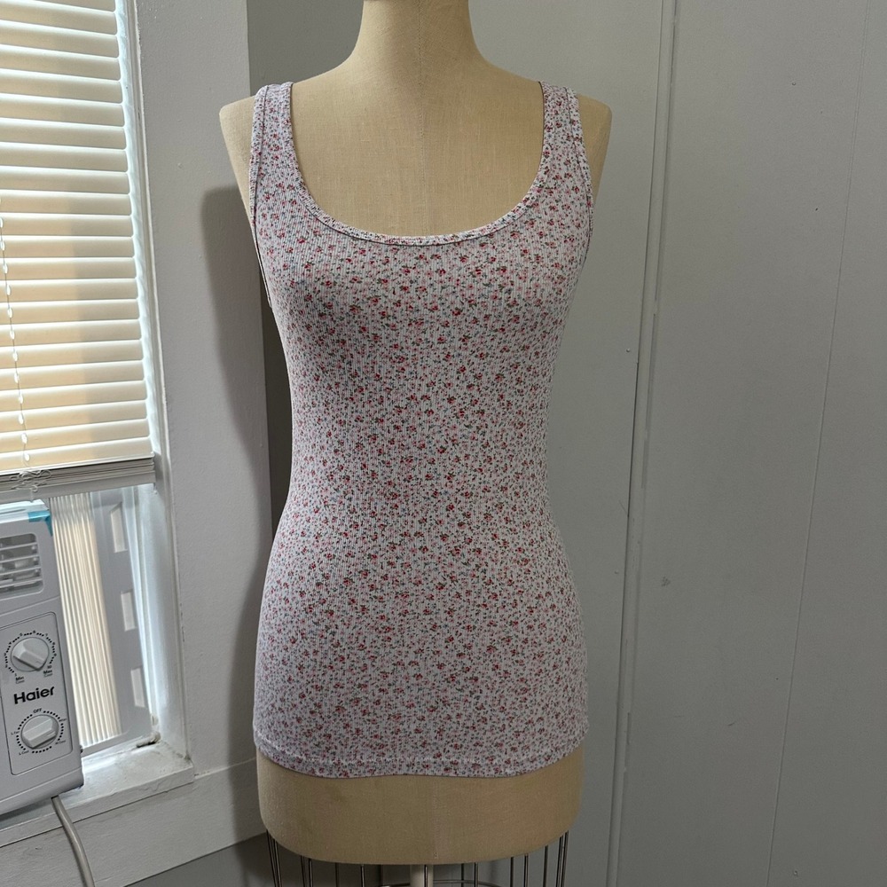 Faded Glory Must-Have Tank Top Size L